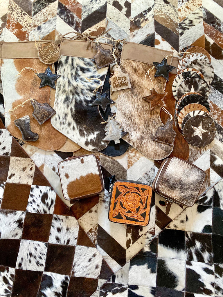 COWHIDES / HOME DECOR