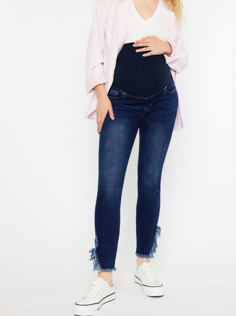 Kan Can Maternity Fray Hem Skinny Jeans