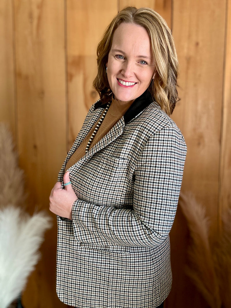Classy Houndstooth Blazer