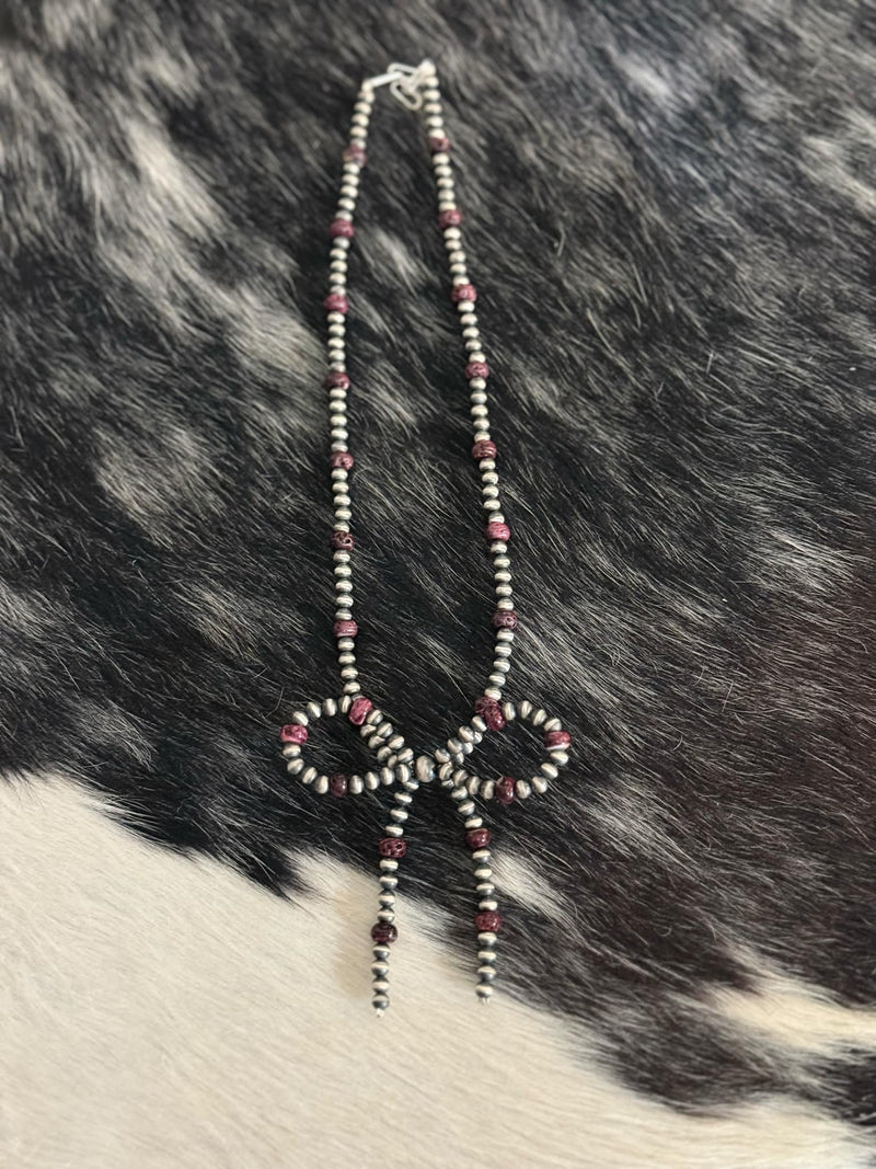 18” Pearl / Purple Spiny Bow Necklace 4mm