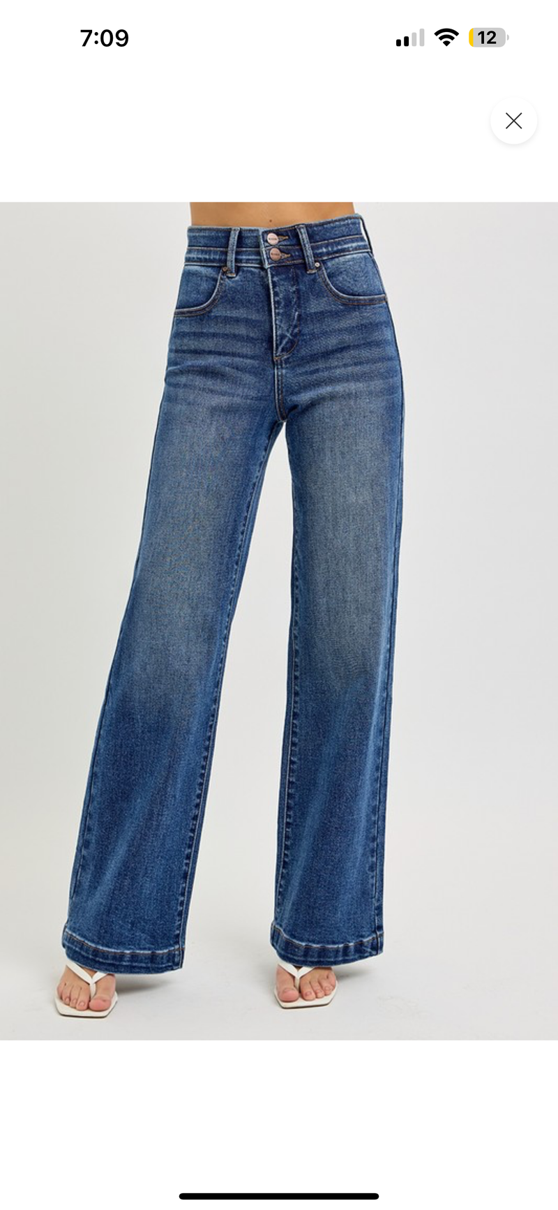 Risen Double Button Wide Leg Jeans