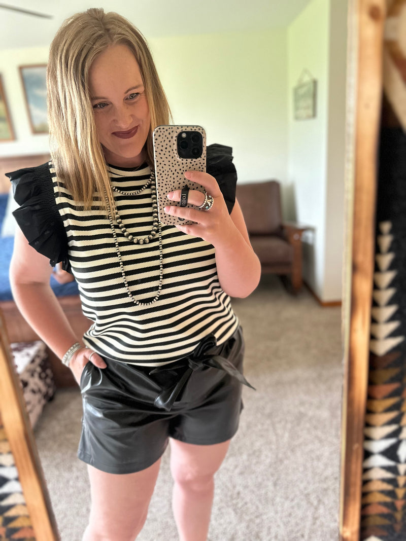 Leather Pleated Shorts with Belt - Black