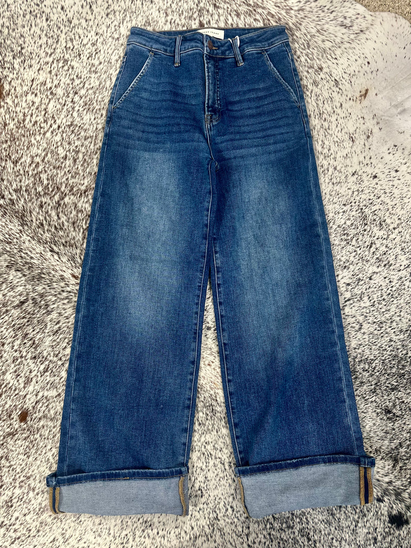 Risen Cuff Wide Leg Jeans with Slant Pocket