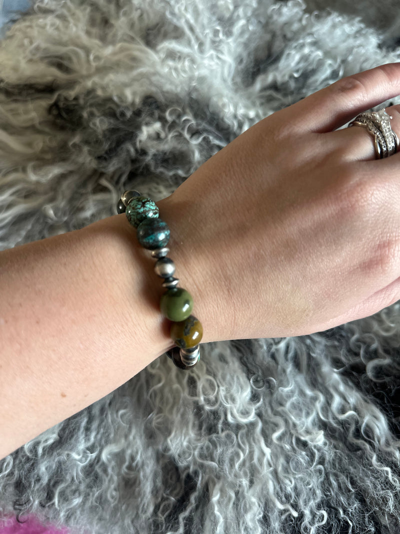 Greener Turquoise / Pearl Stretch Bracelets