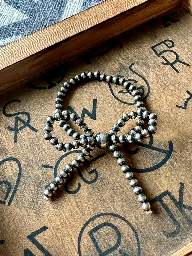 Stretch Pearl Bow Bracelet