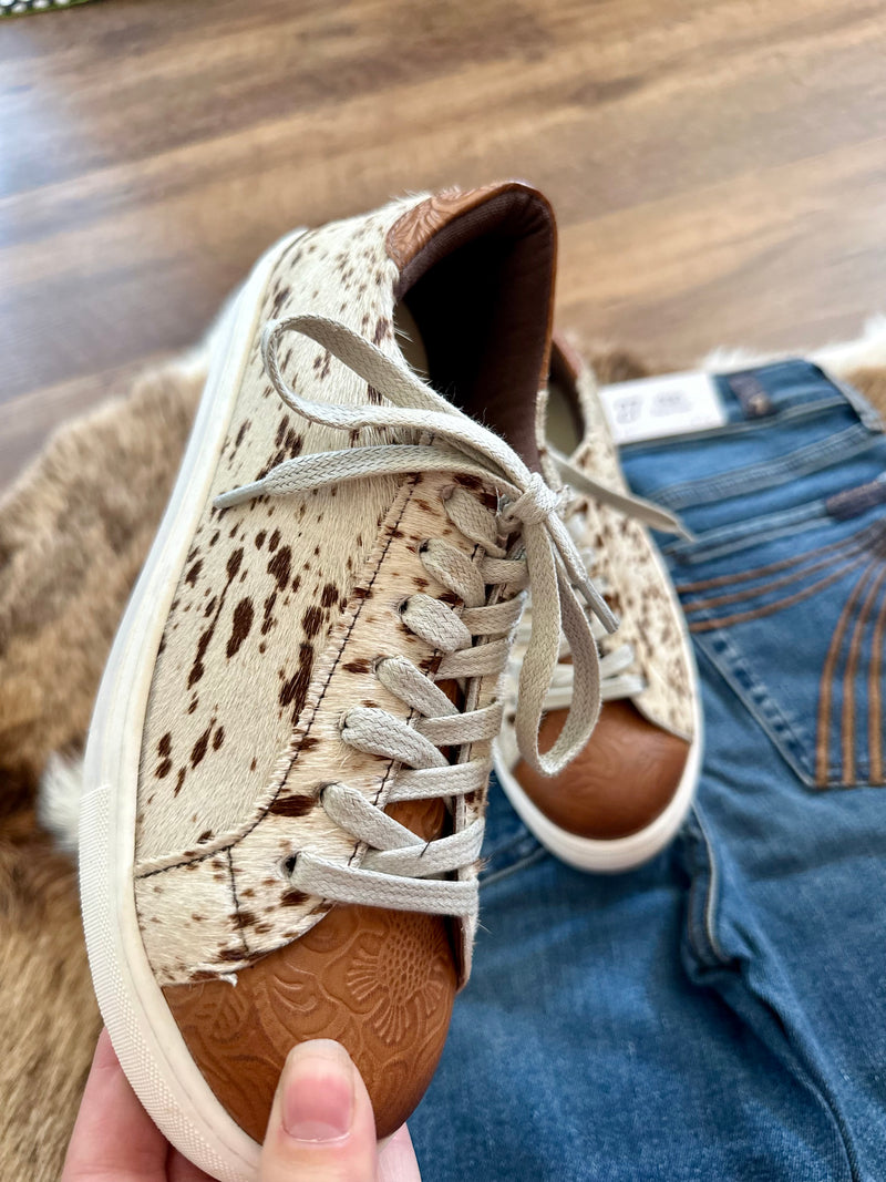 Cowhide / Leather Sneakers