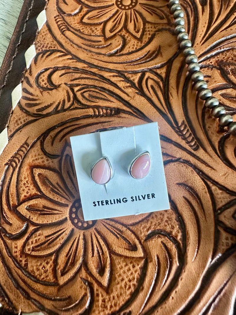 Dainty Pink Conch Teardrop Earrings