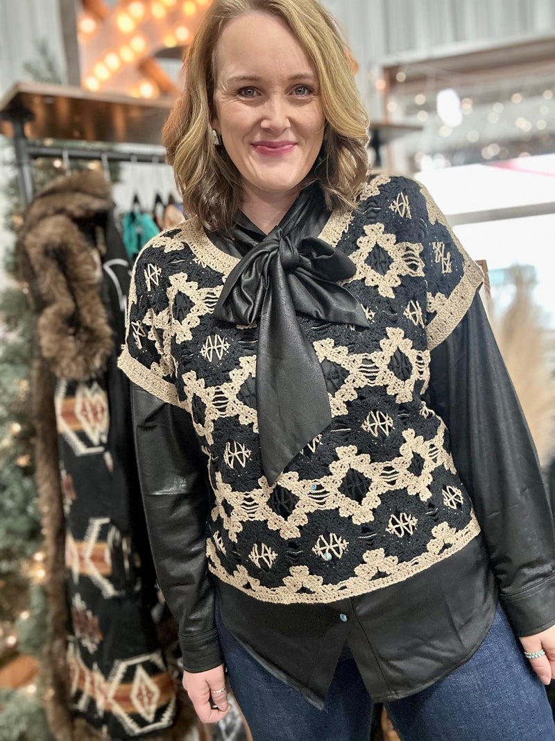 Wild West Weaves Top - Short Sleeve